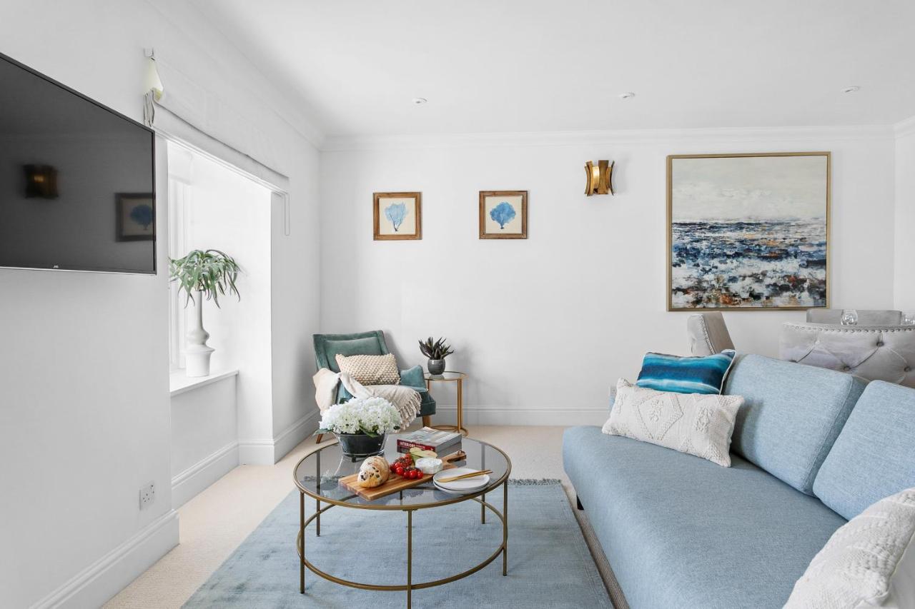 The Seaview Suites At The Corbyn Apartments 토키 외부 사진